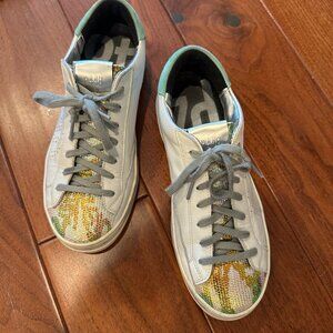 P448 Camo tongue sneakers size 38